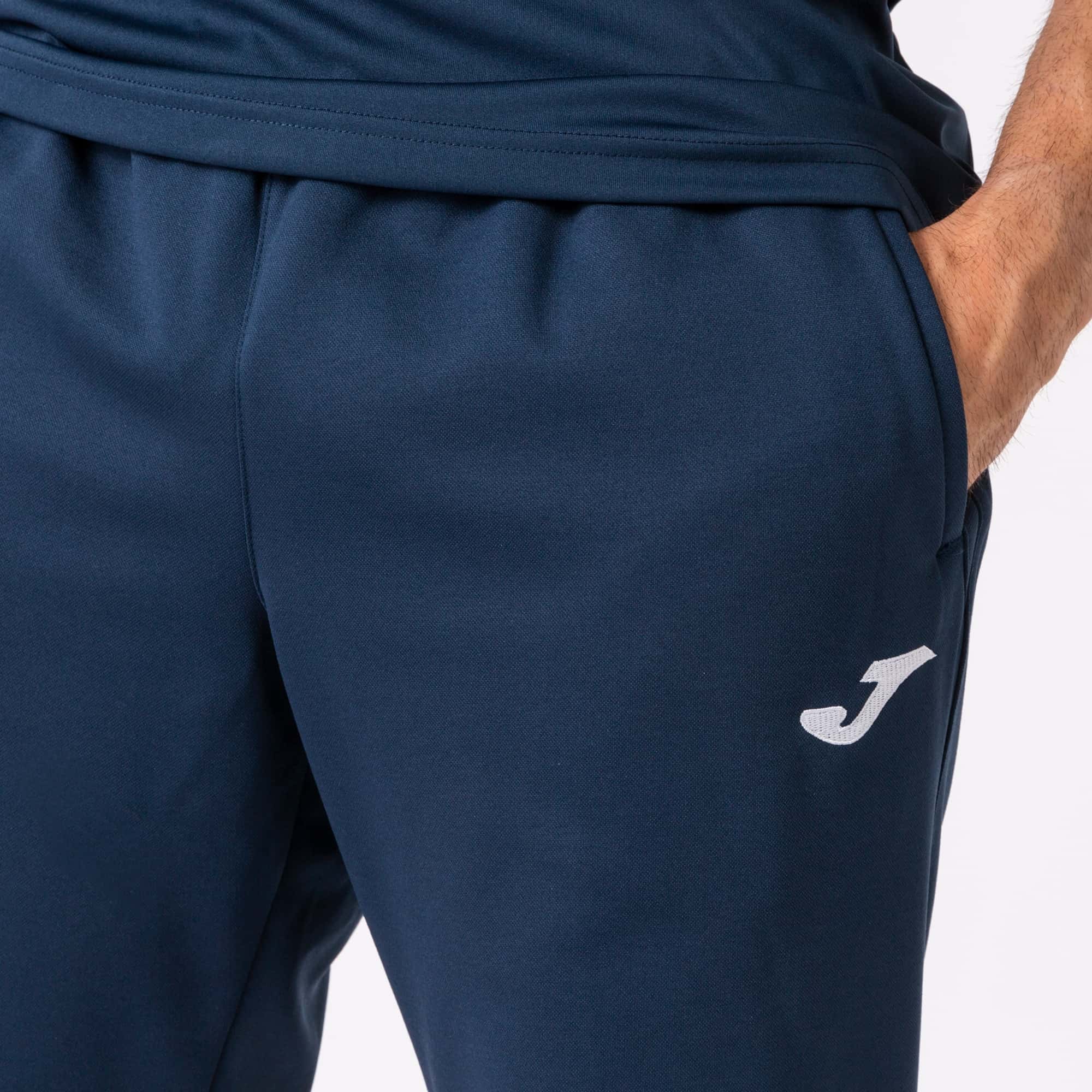 Longs pants man Nilo