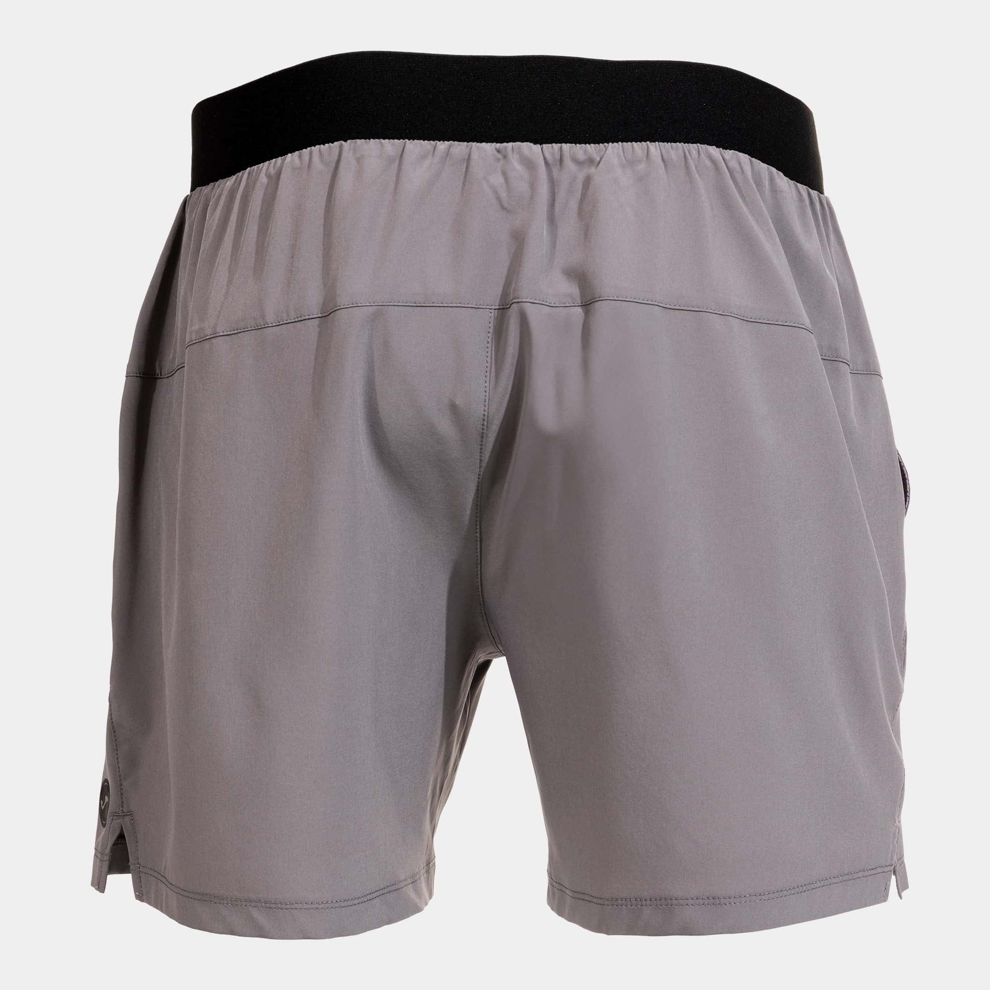 Bermuda shorts man Core