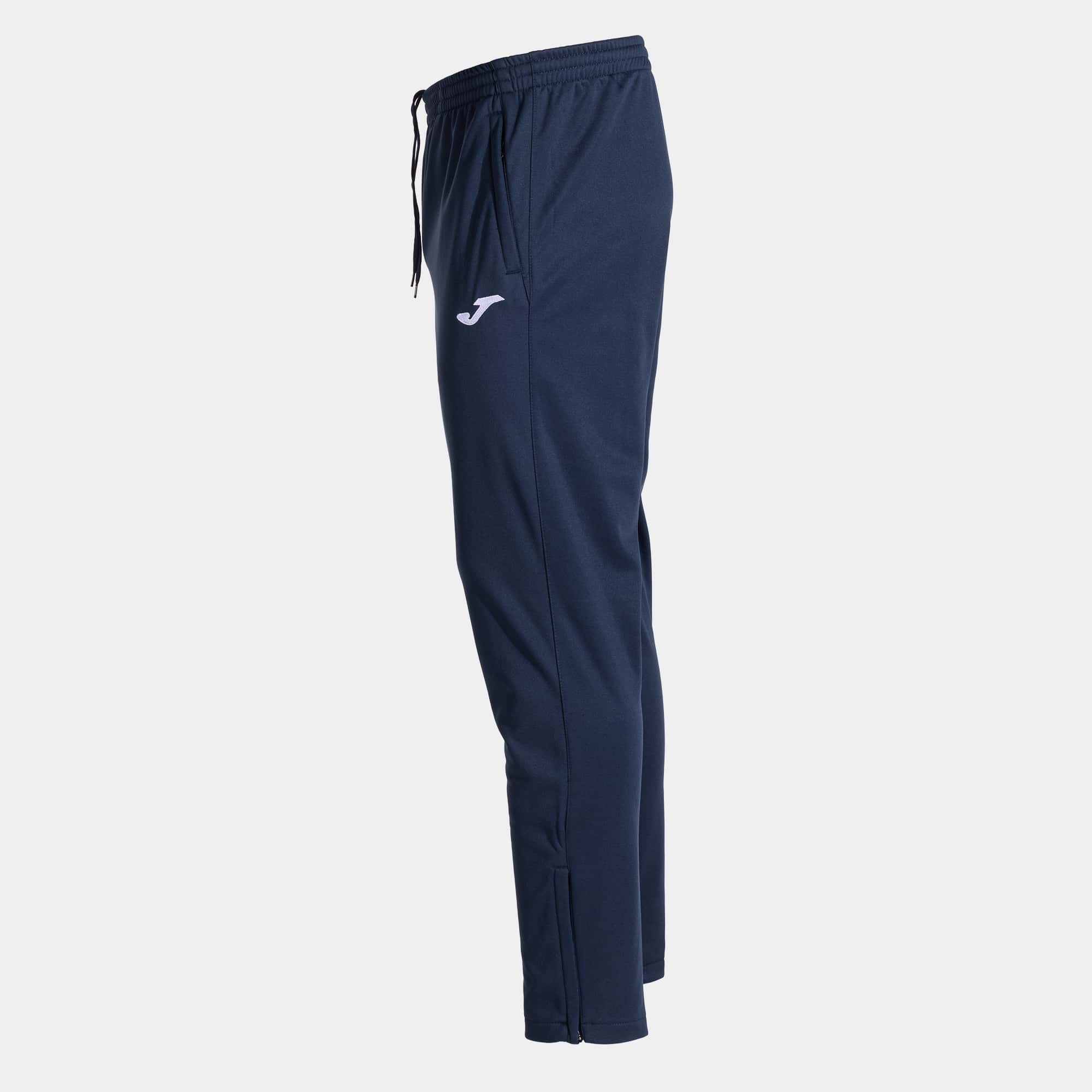 Longs pants man Elba