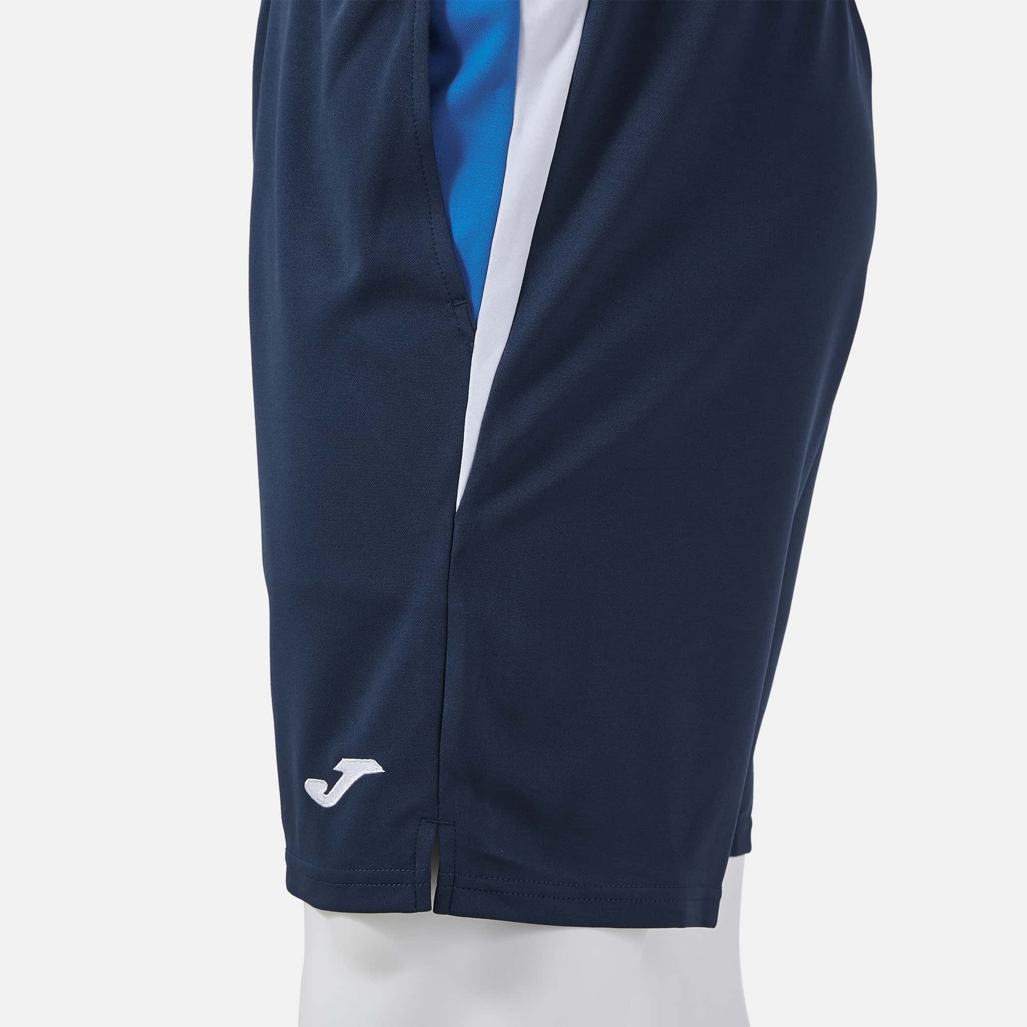 Bermuda shorts man Terra