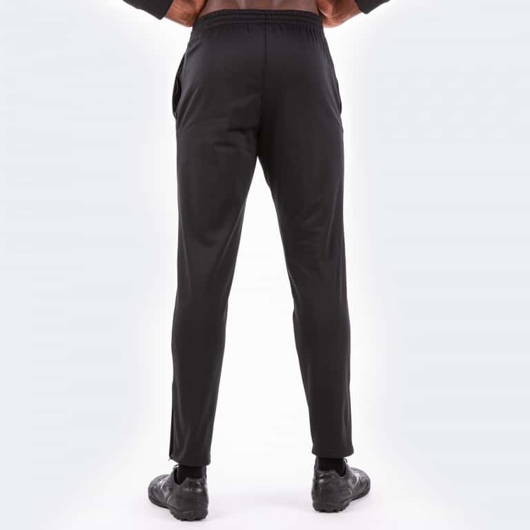 Longs pants man Elba