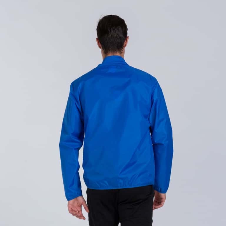 Windbreaker man Wind