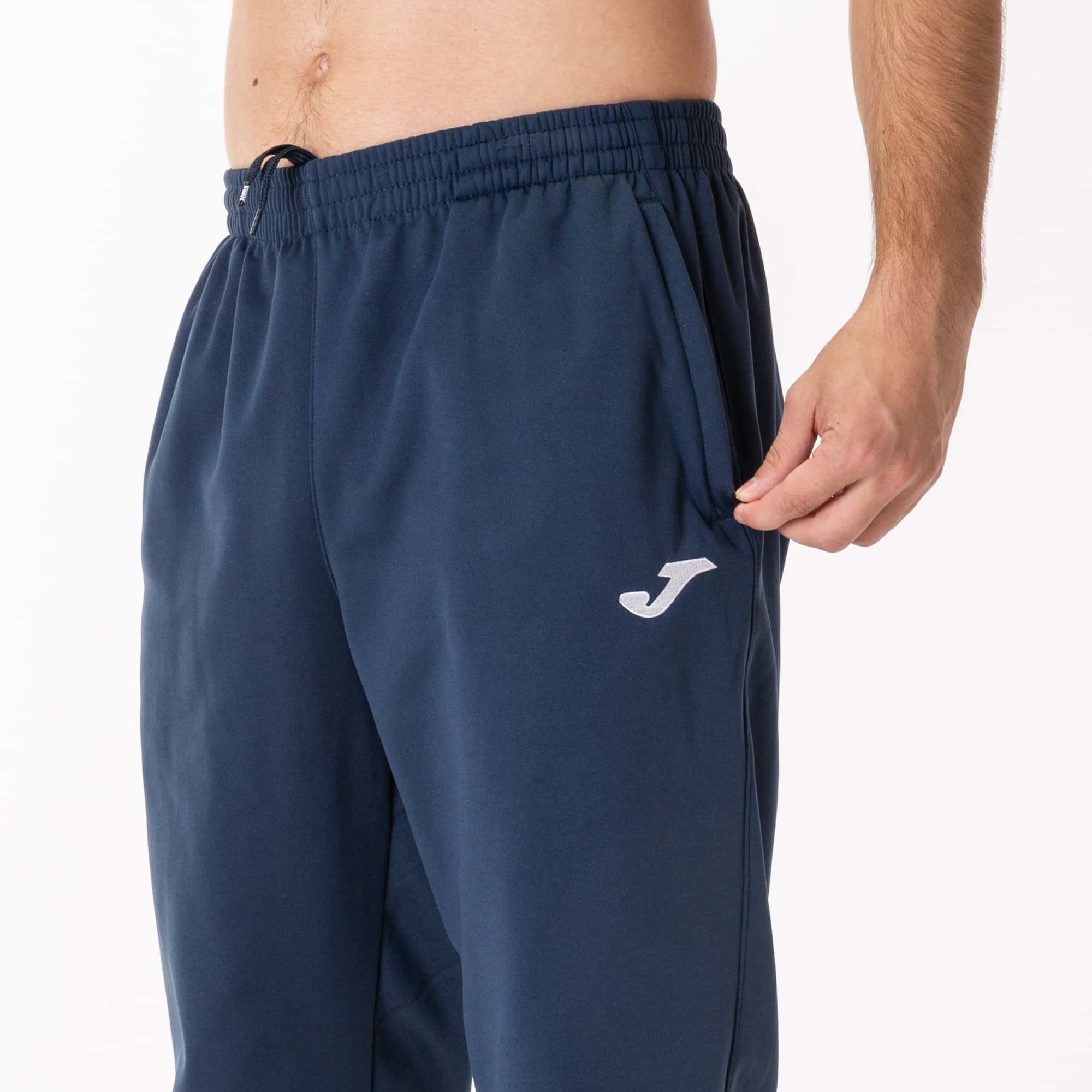 Longs pants man Elba