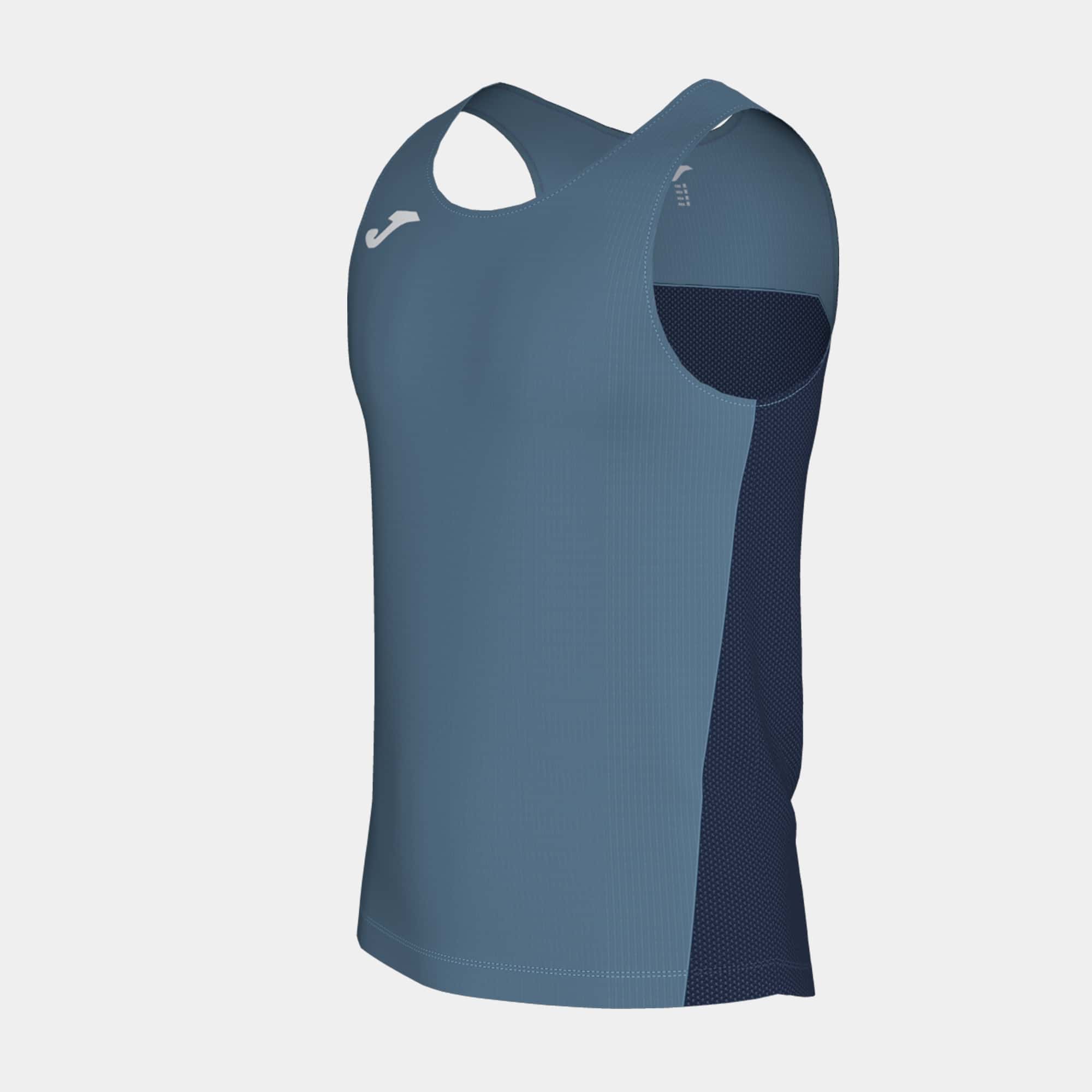Tank top man R-Winner