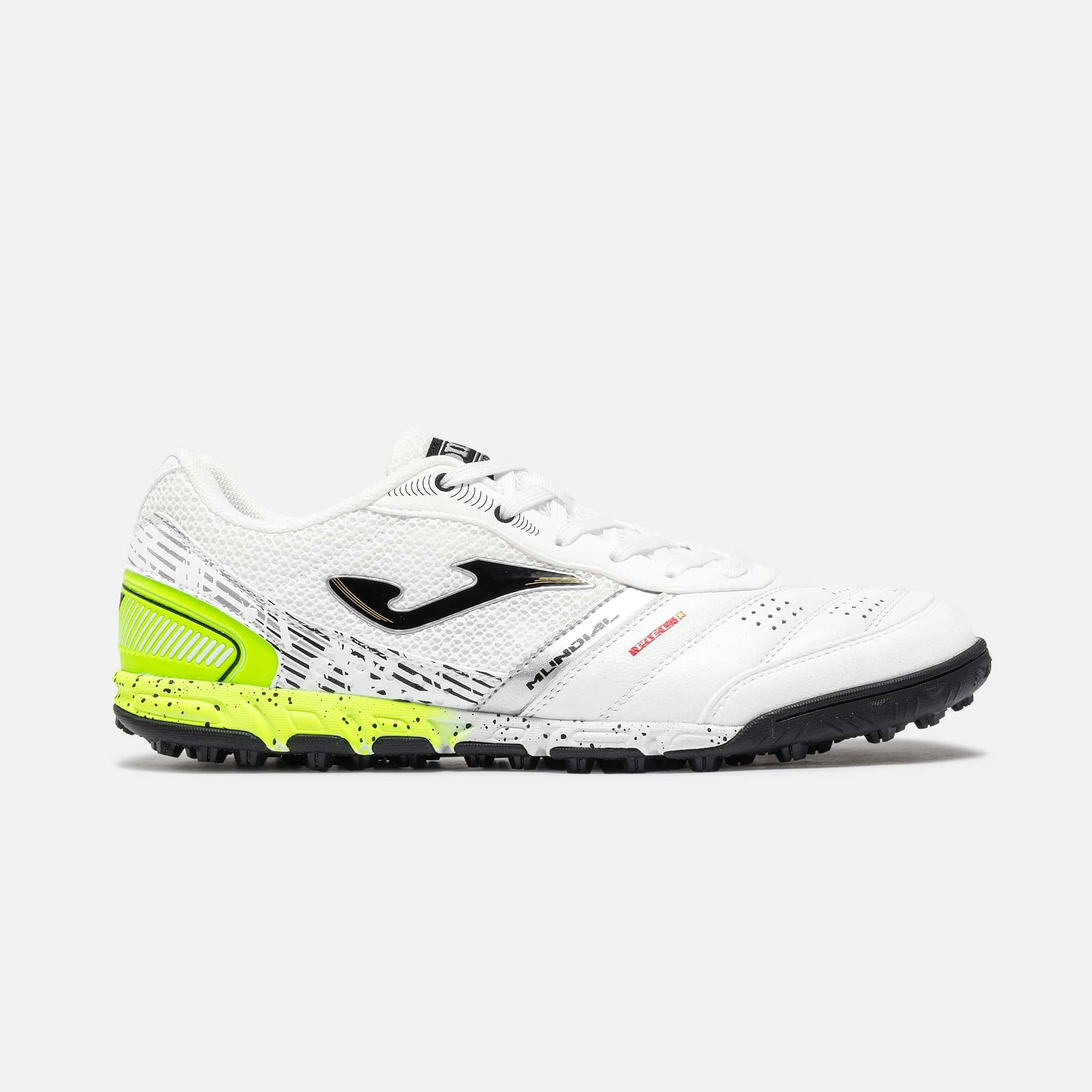 Football boots Mundial 26 turf white