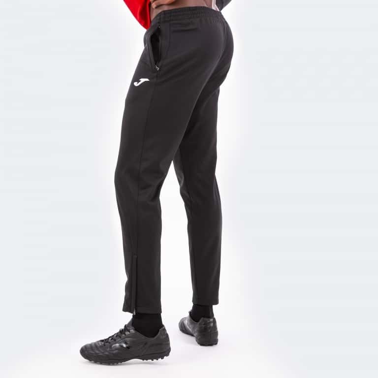 Longs pants man Elba