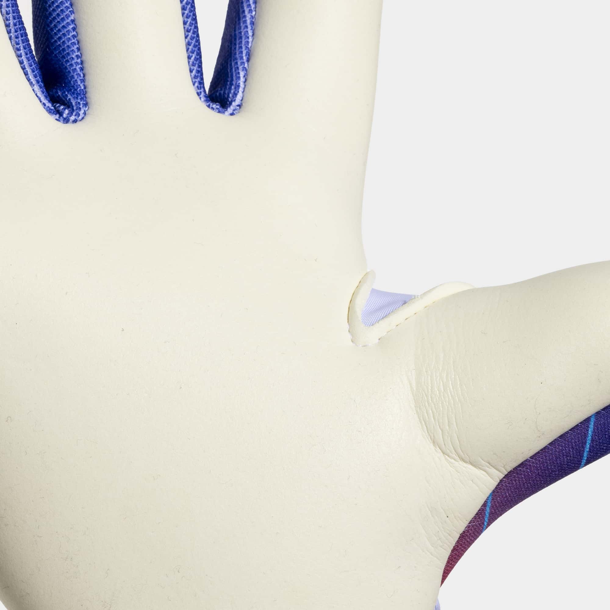Football goalkeeper gloves Area 24