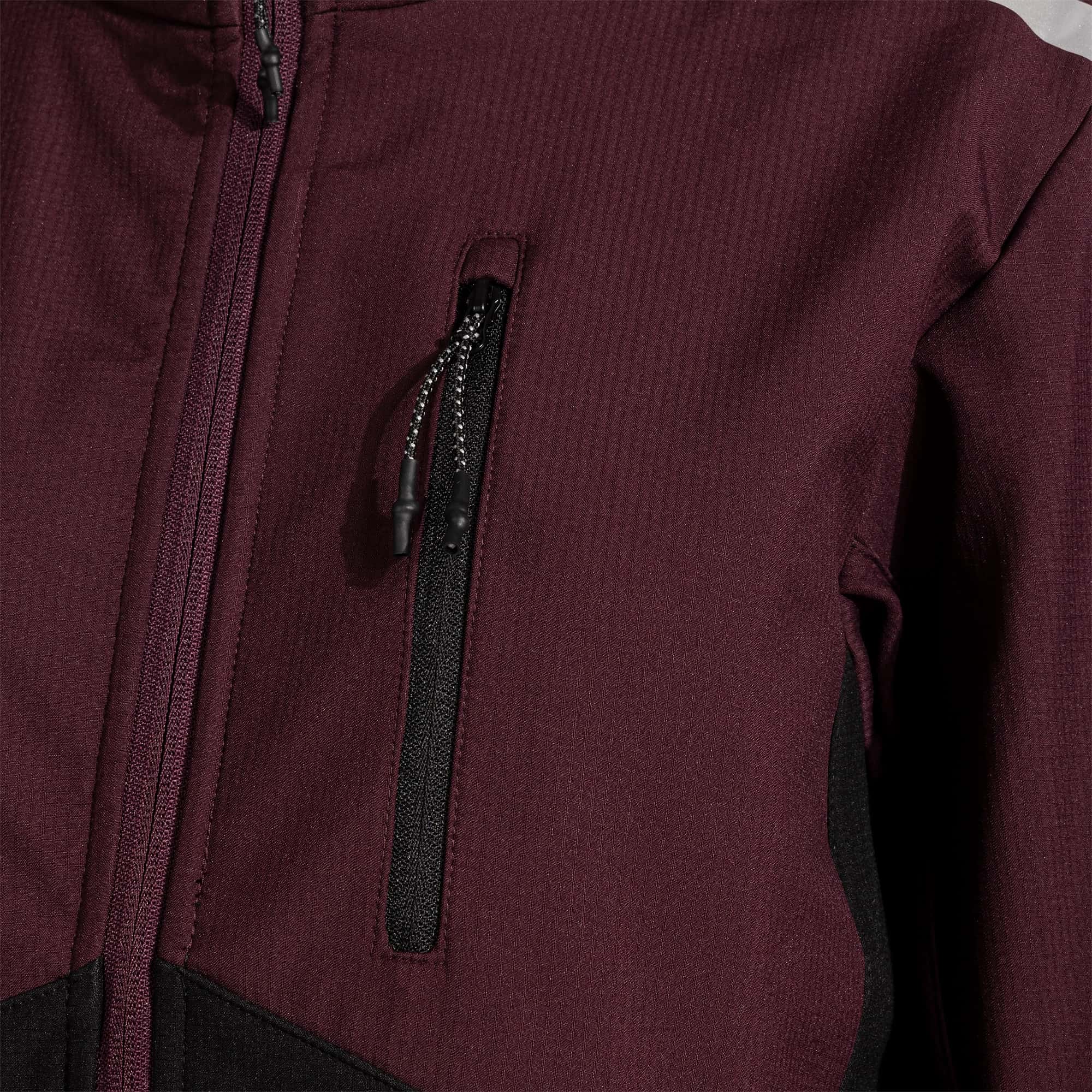 Soft shell woman Explorer