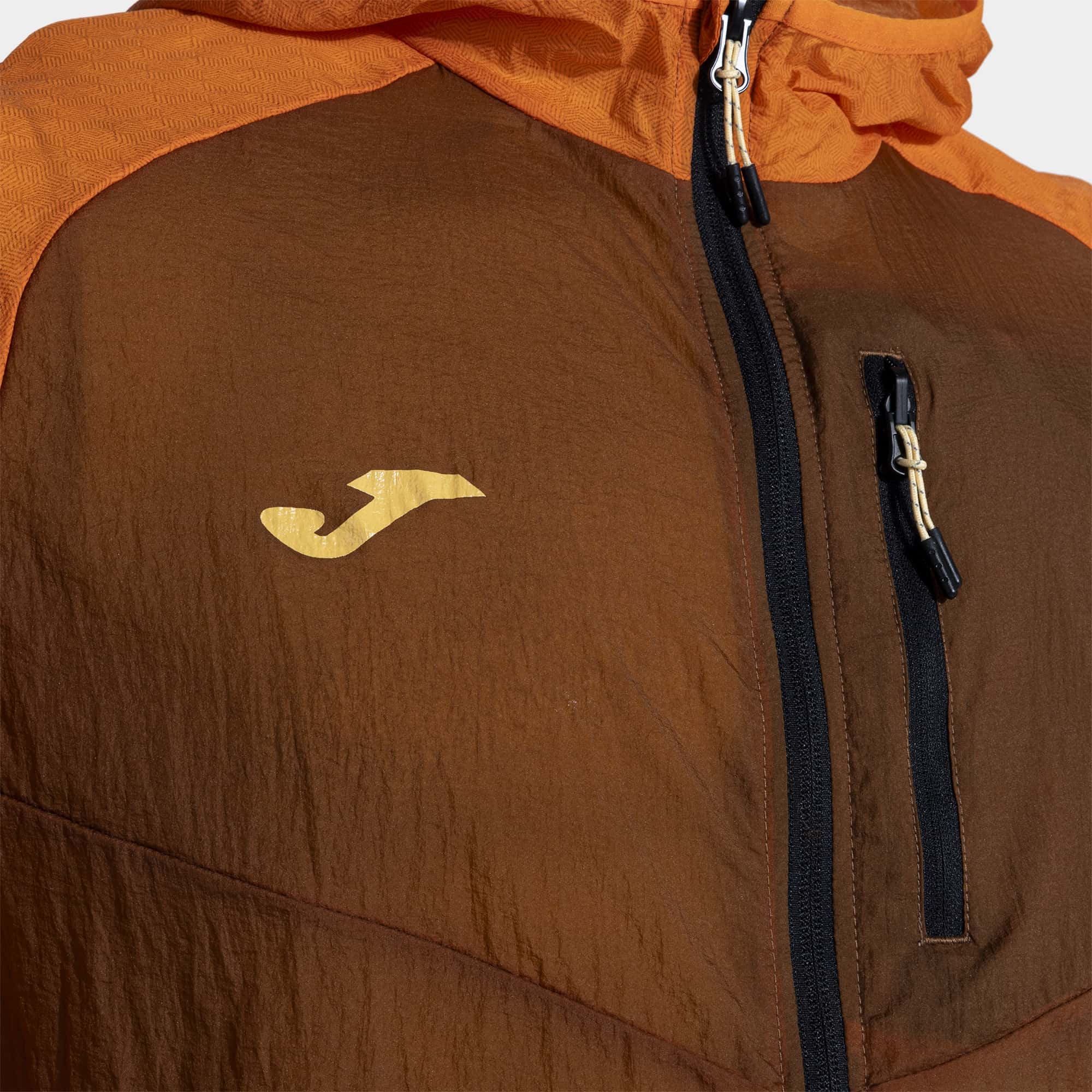 Windbreaker man R-Trail