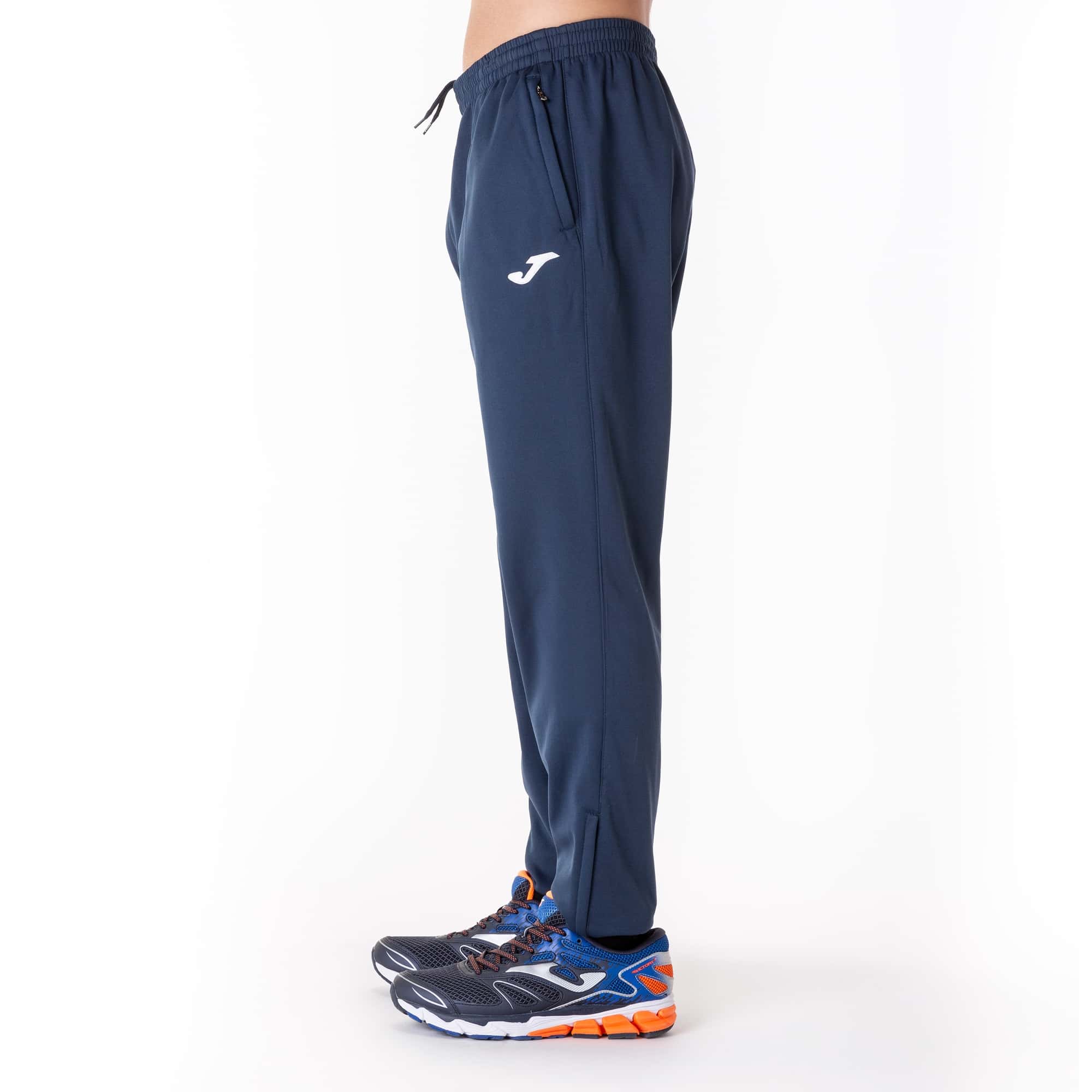 Longs pants man Elba