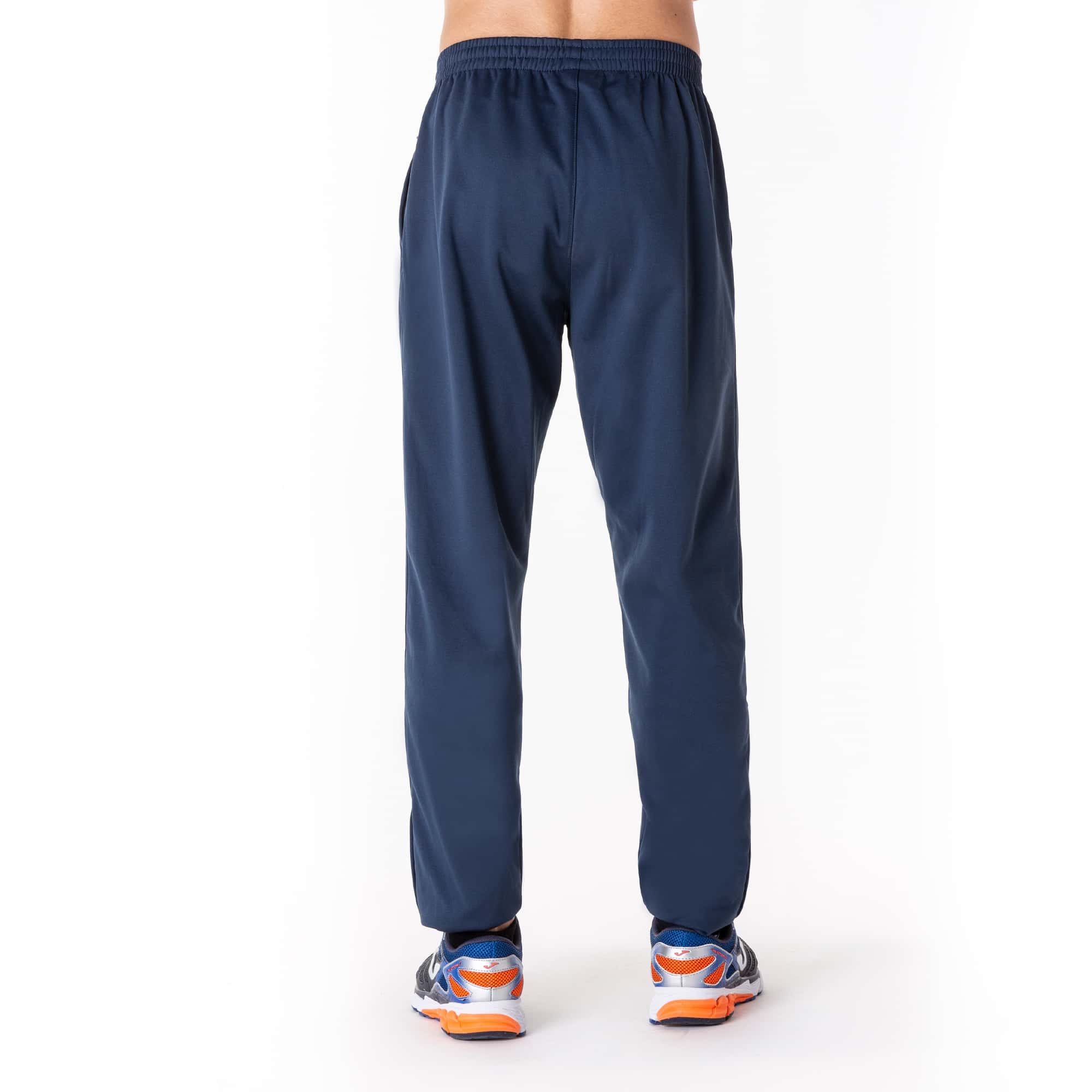 Longs pants man Elba
