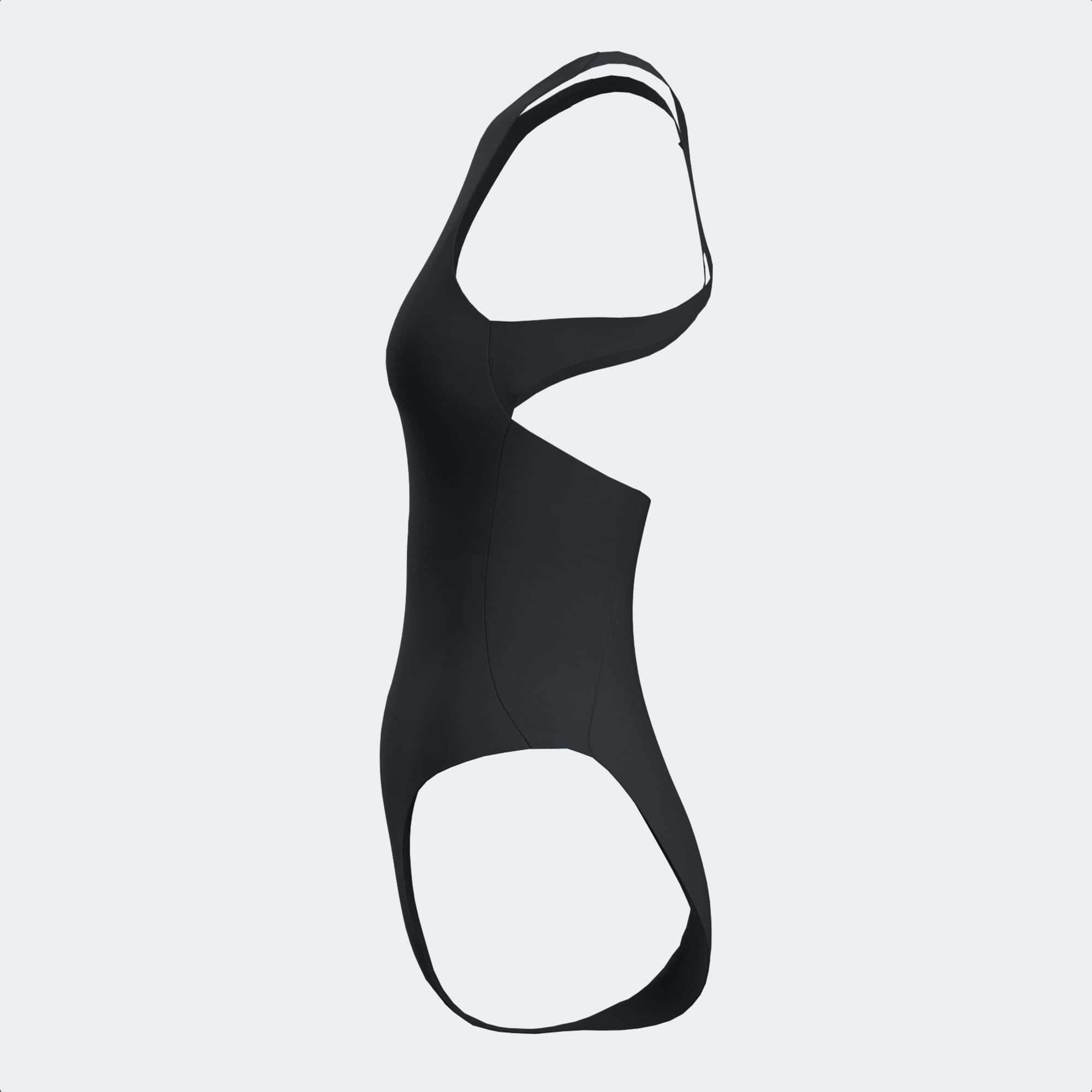 Swimsuit woman Splash
