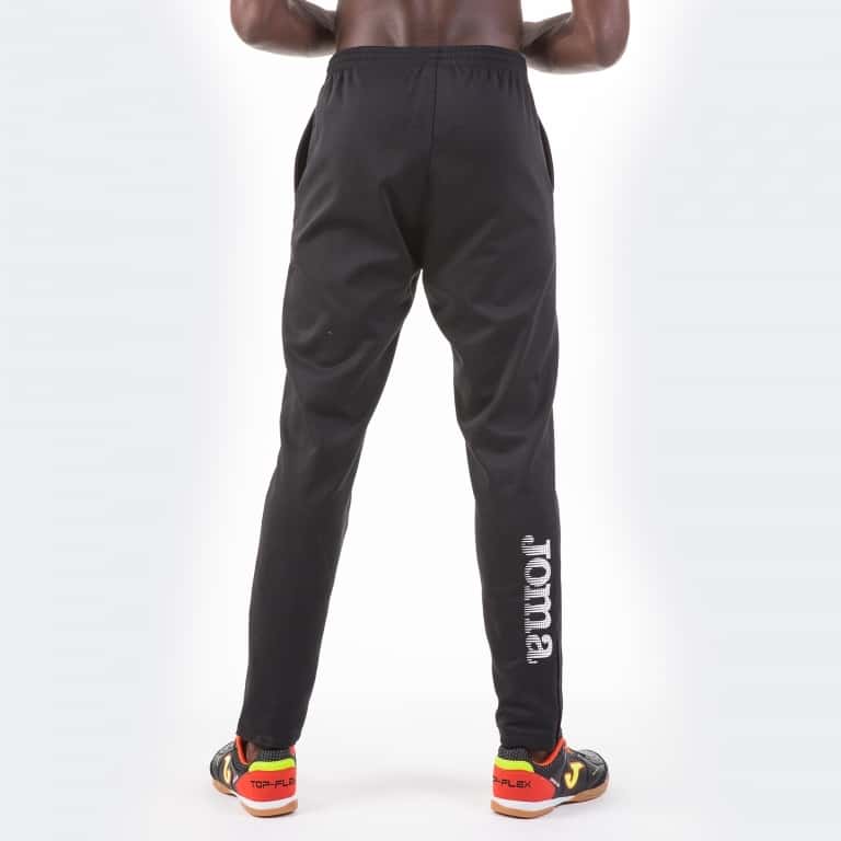 Longs pants man Nilo