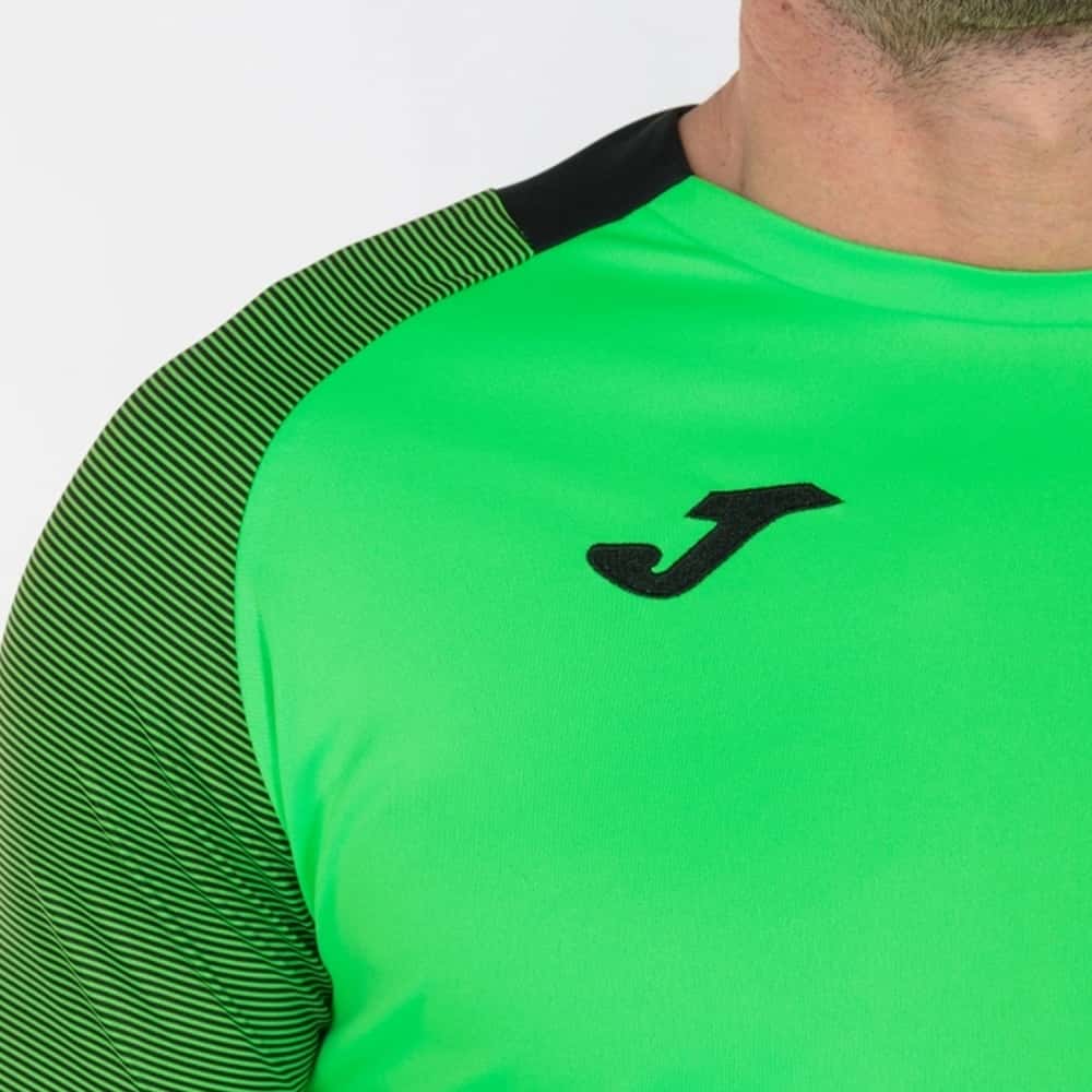T-Shirt Essential ||
